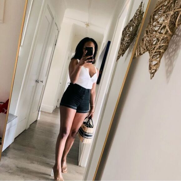 LEVIS SHORTS - Picture 1 of 10